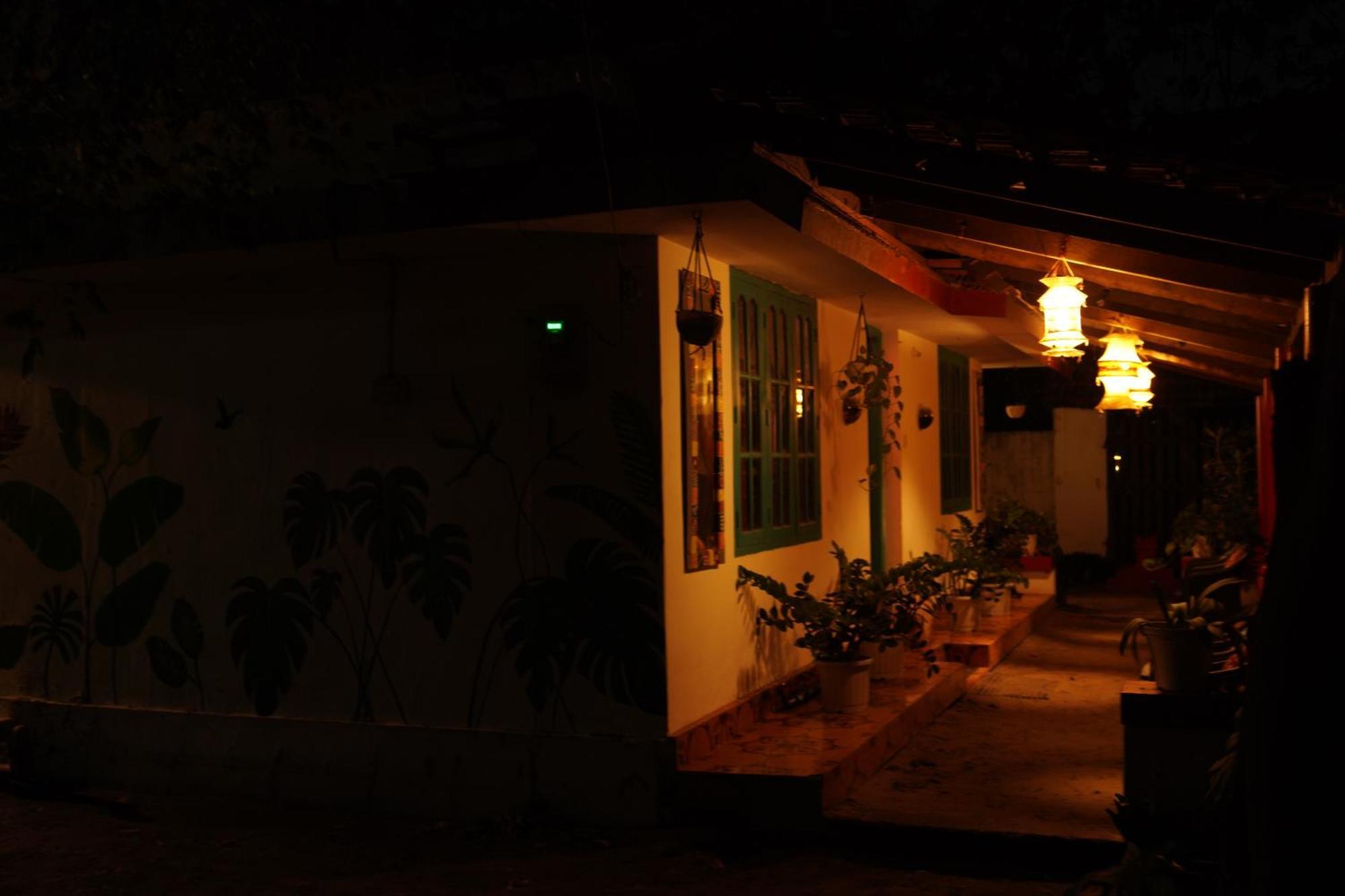 House In The Beach Alappuzha Екстериор снимка